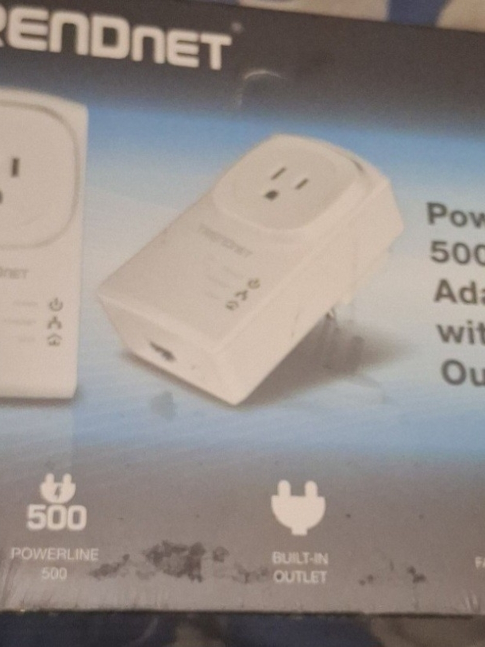 TRENDnet White Powerline Adapter with Built-In Outlet Illustration